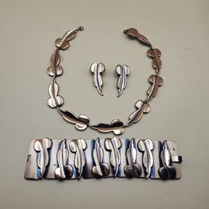 Renoir Vintage Copper fifteen inch necklace Bracelet and clip earrings